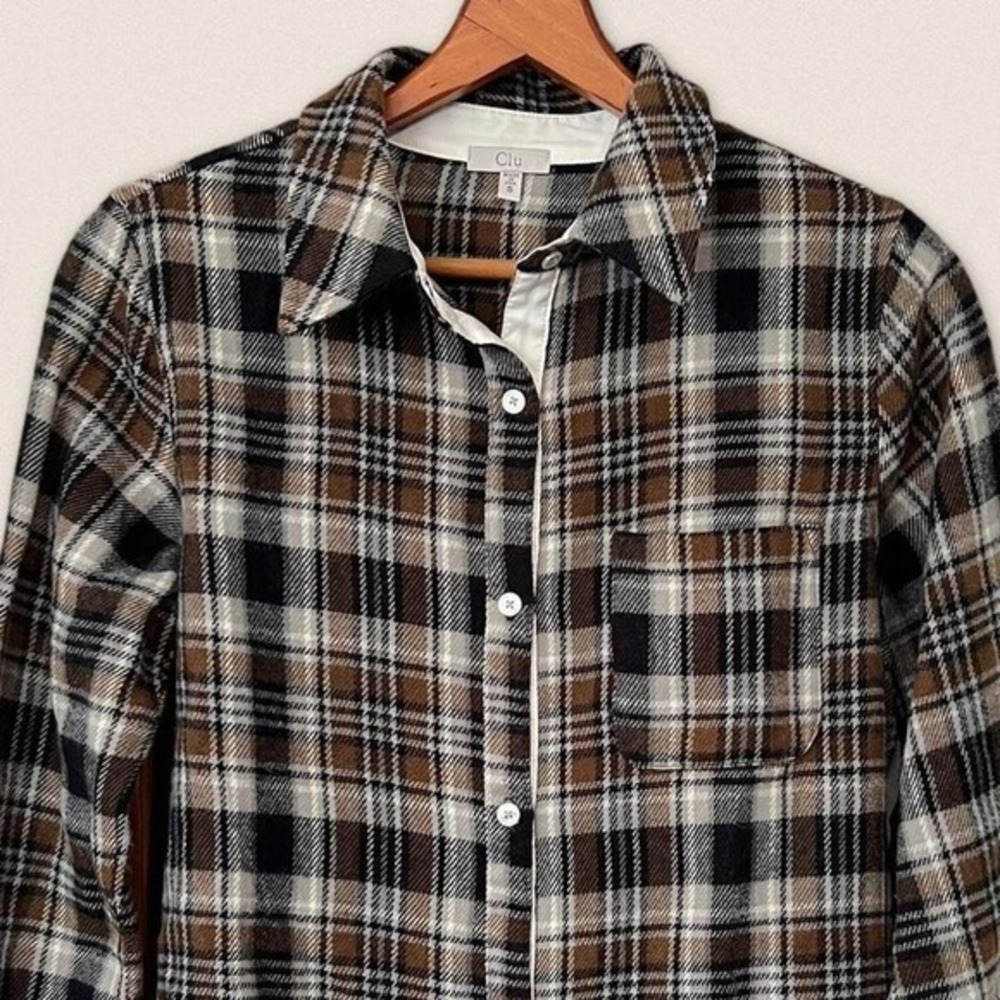 Clu‎ Women's Button Up Flannel Shirt Size Small